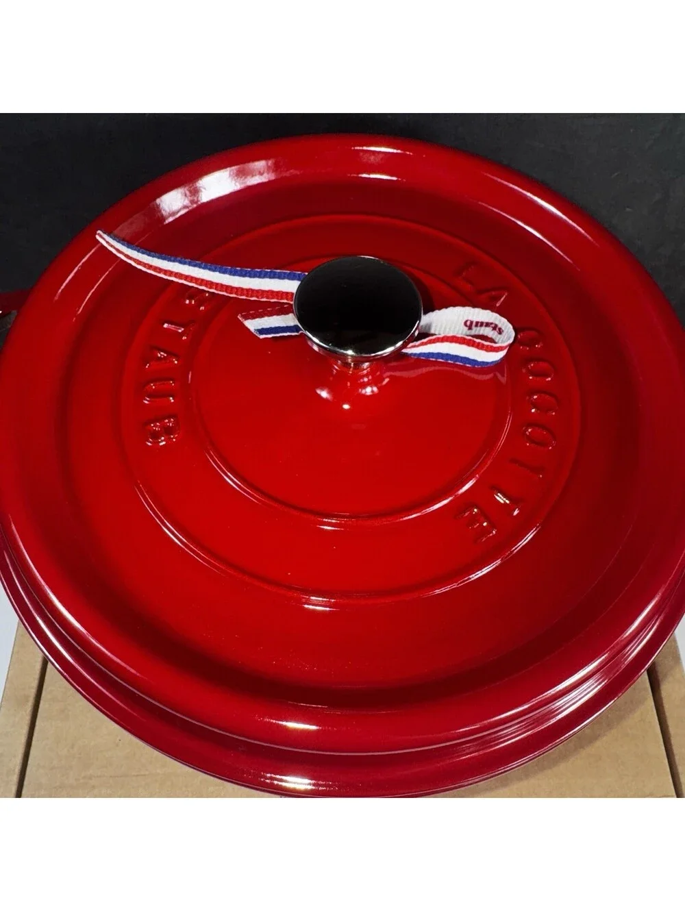 Staub brand new